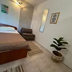 Ivana Appartement *
