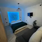 Ivana Apartment *