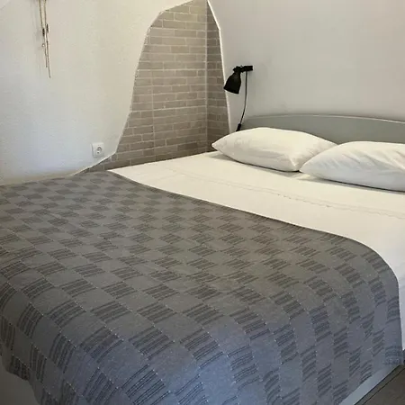 Ivana - Free Parking And 100m From The Trpanj
