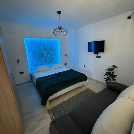 Ivana - Free Parking And 100m From The Apartment *